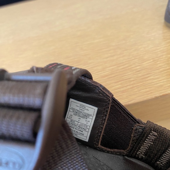 Brown Leather Chaco PedShed Slides - Picture 5 of 9